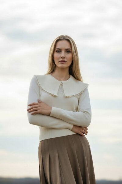 סריג צווארון גדול - שמנת